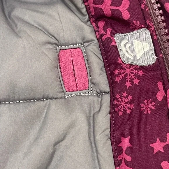 The North Face Purple Jacket For Girl - Picture 6 of 14